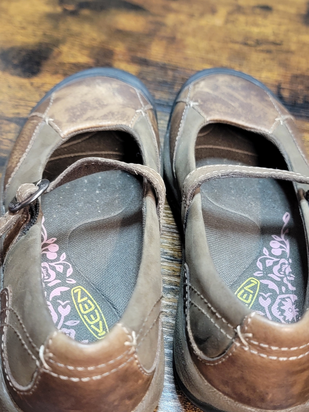 Keen Presidio Mary Janes Size 8 - Picture 8 of 9